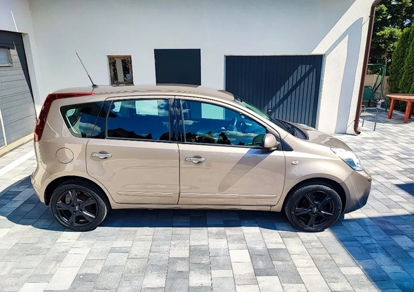 Nissan Note cena 22900 przebieg: 95069, rok produkcji 2011 z Przysucha małe 562